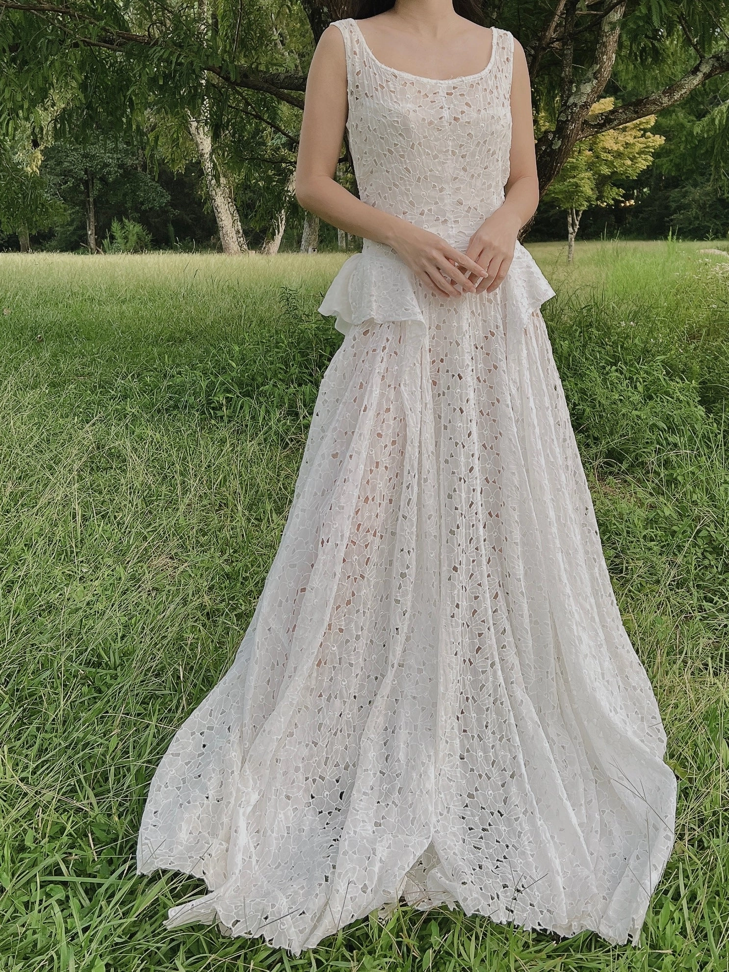 1930s Ivory Organdy Embroidered Cutout Gown - S