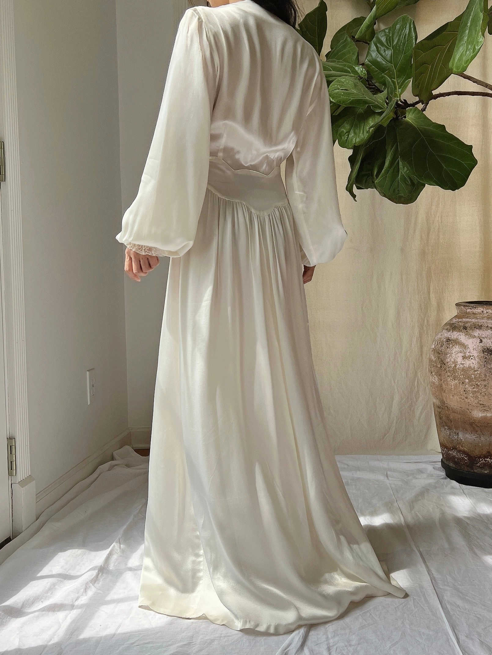 1940s Puff Sleeves Dressing Gown - S/M