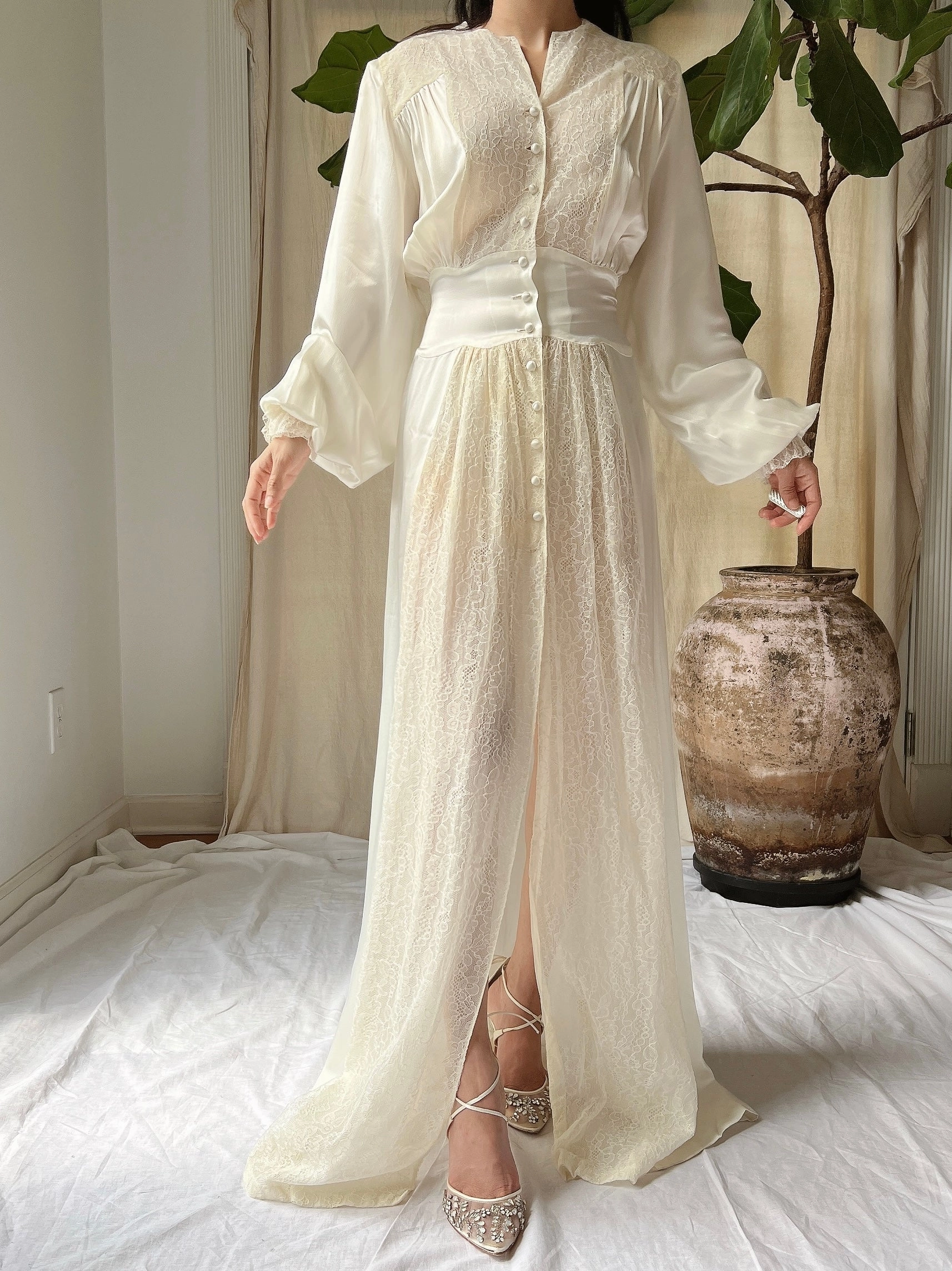 1940s Puff Sleeves Dressing Gown - S/M