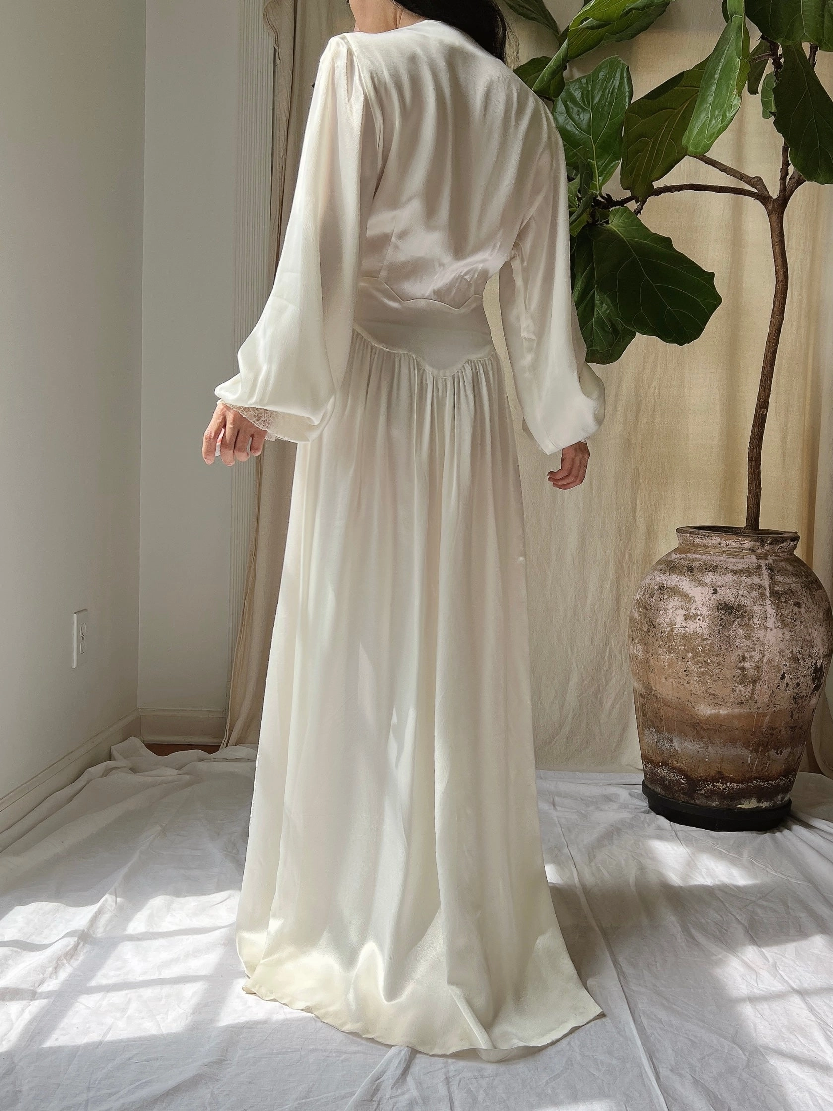 1940s Puff Sleeves Dressing Gown - S/M