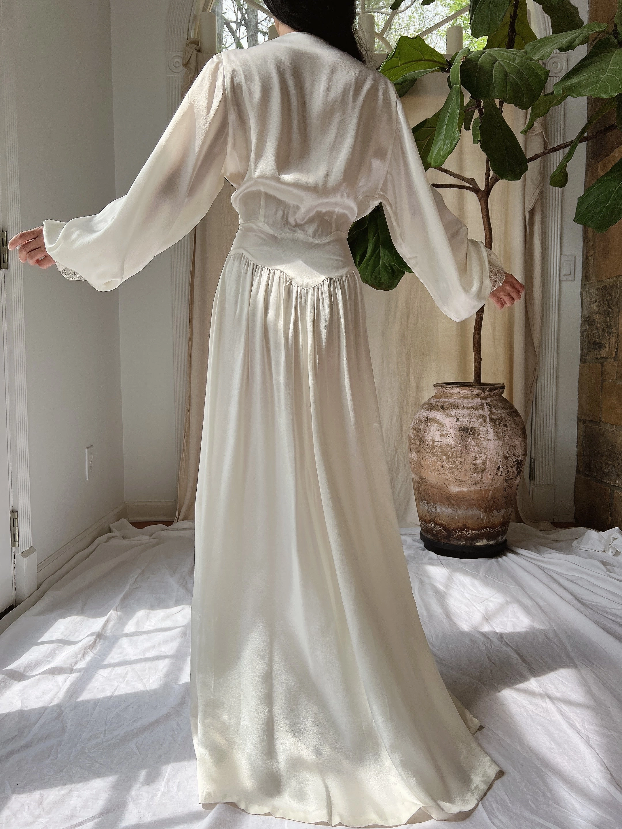 1940s Puff Sleeves Dressing Gown - S/M