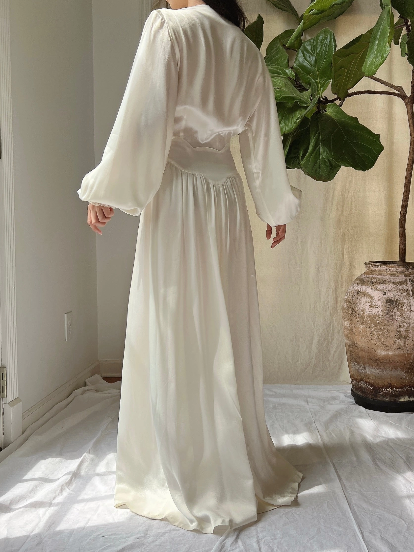 1940s Puff Sleeves Dressing Gown - S/M