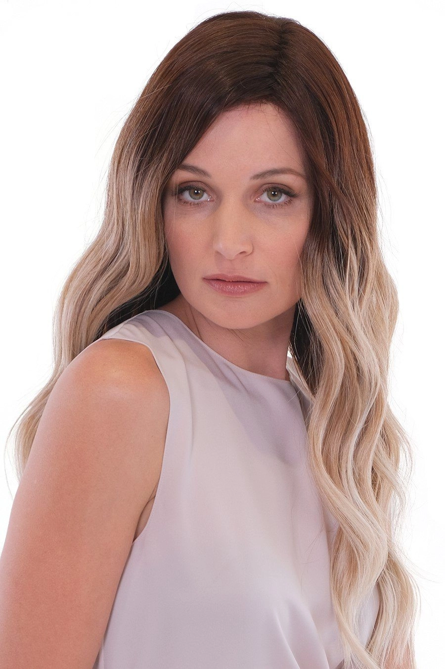 Belle Tress Wigs - Maxwella 22" (#6050 / #6050A)