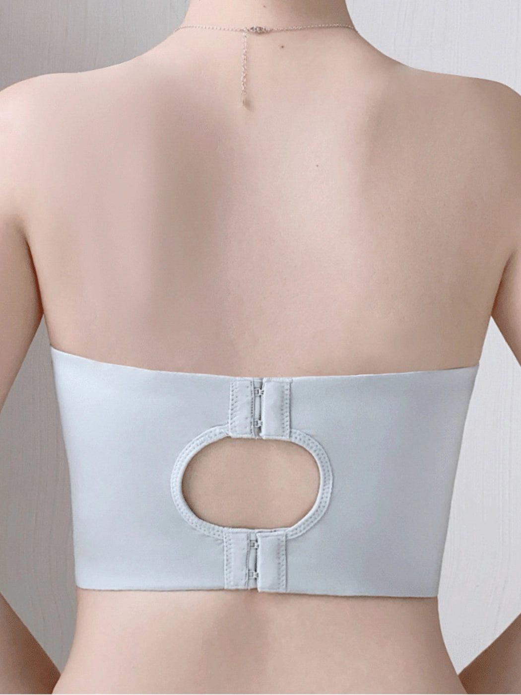 Strapless Seamless Wire-Free Bandeau Bra