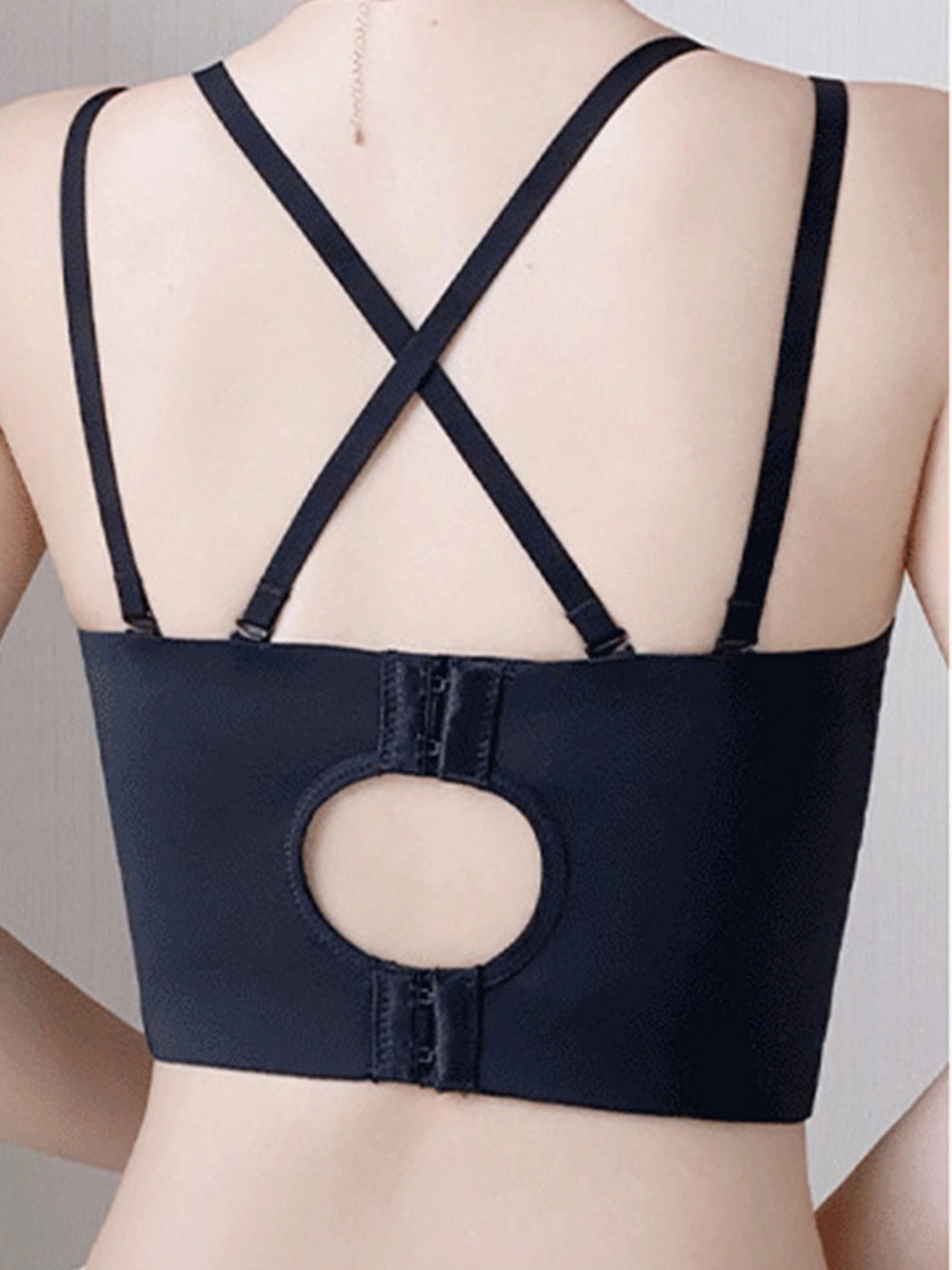 Strapless Seamless Wire-Free Bandeau Bra