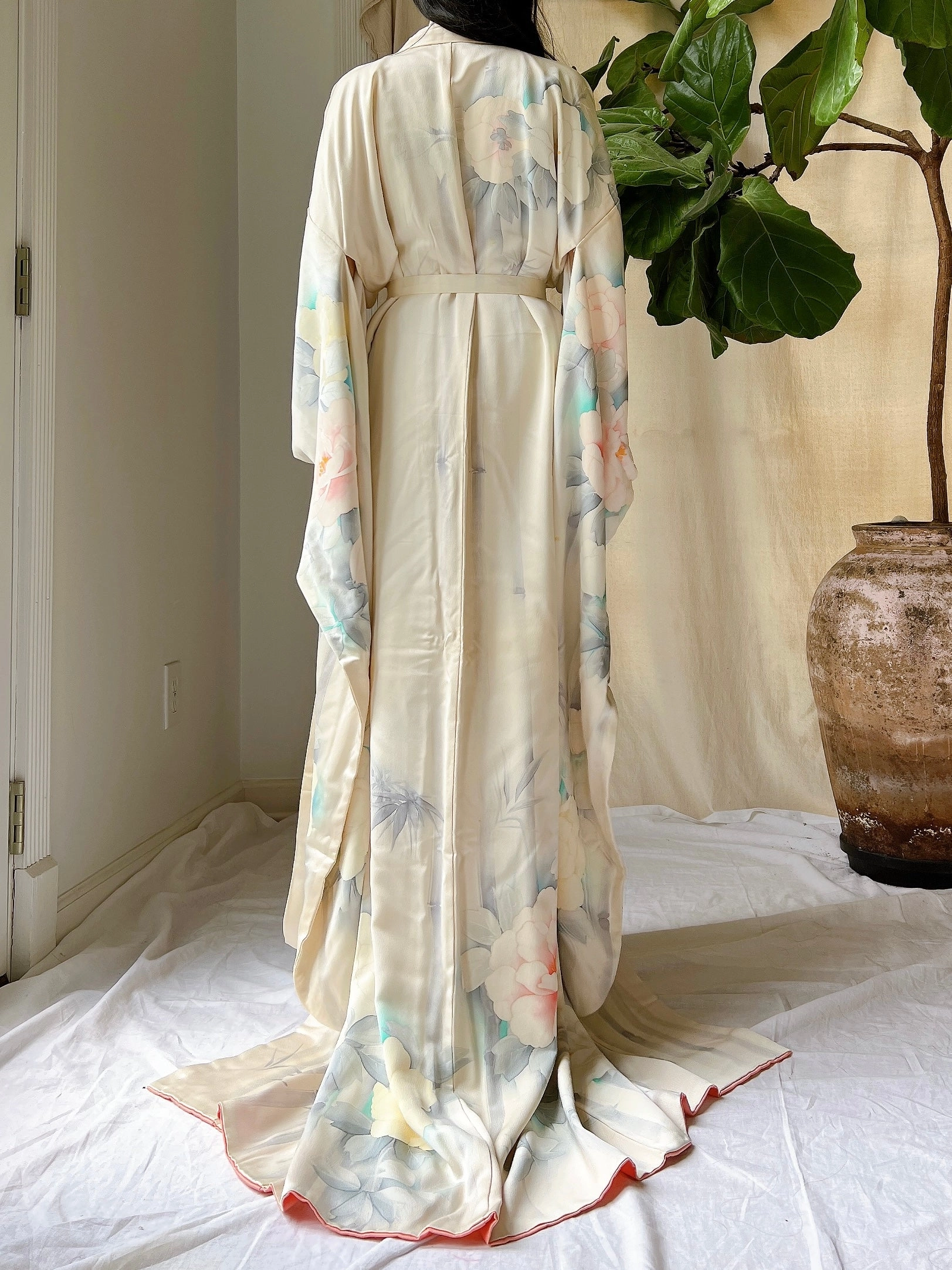 Vintage Ivory Silk Kimono - OSFM