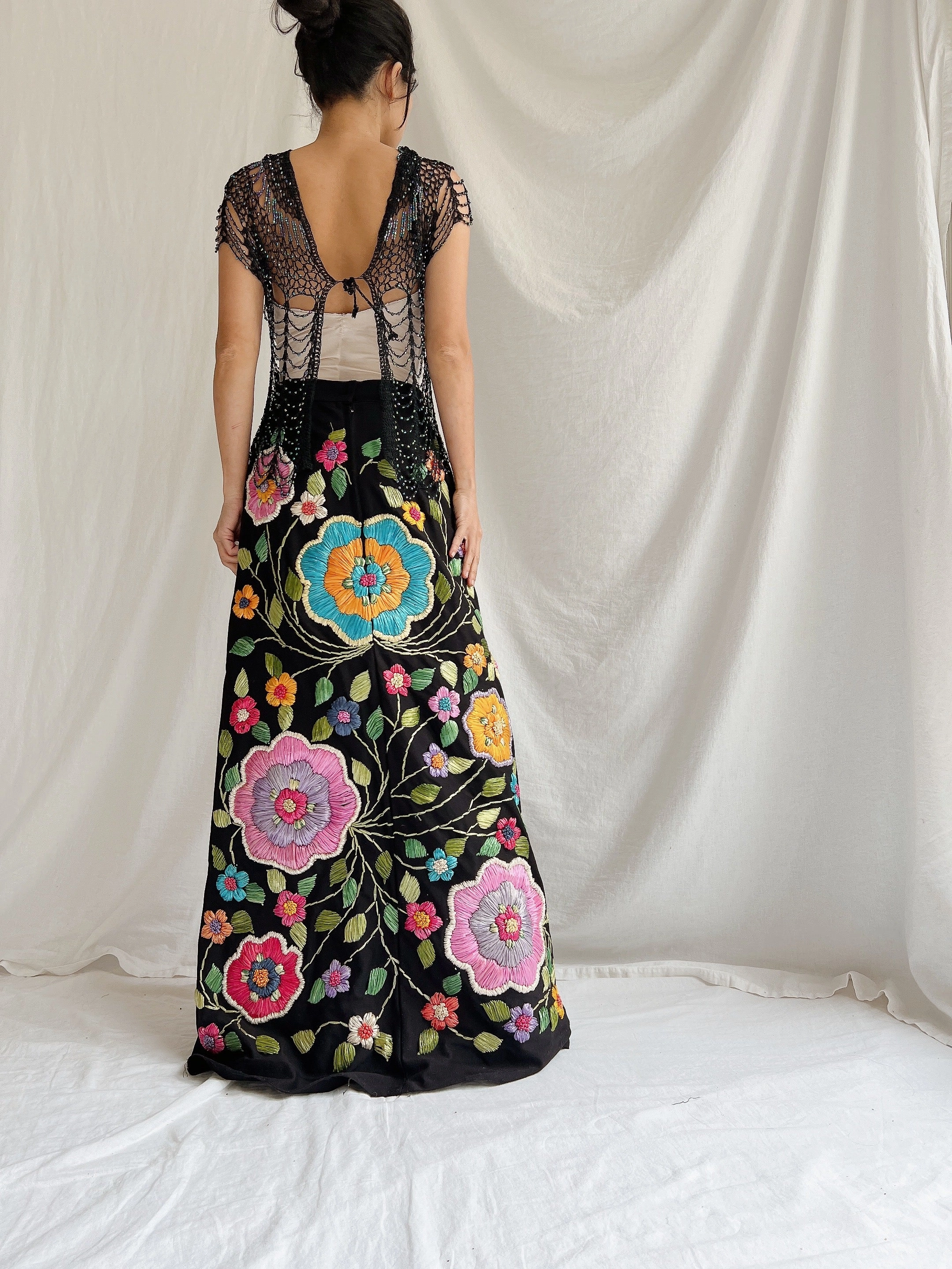 Vintage Raffia Embroidered Skirt - S