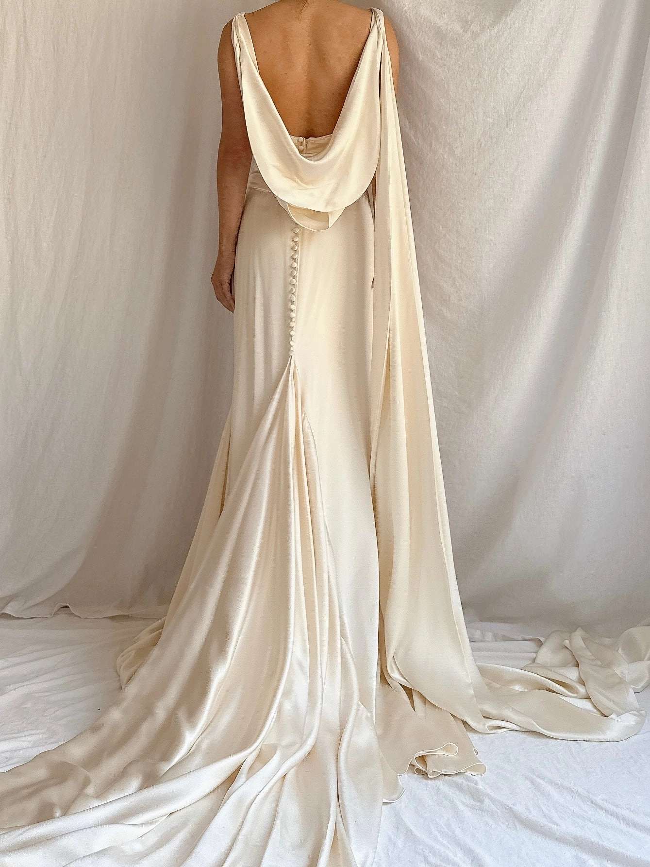 Vintage Romona Keveza Silk Charmeuse Gown - M/8