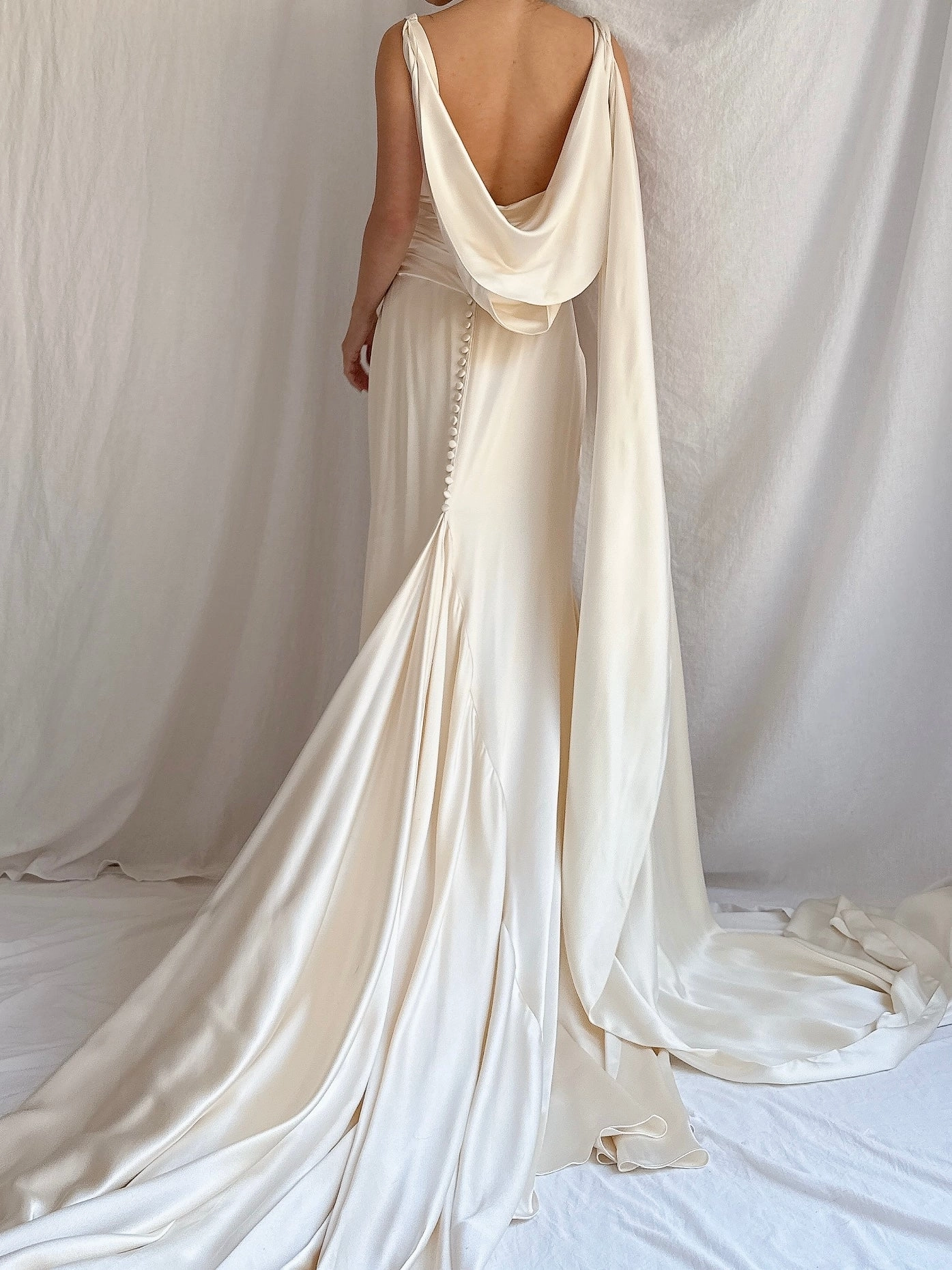 Vintage Romona Keveza Silk Charmeuse Gown - M/8