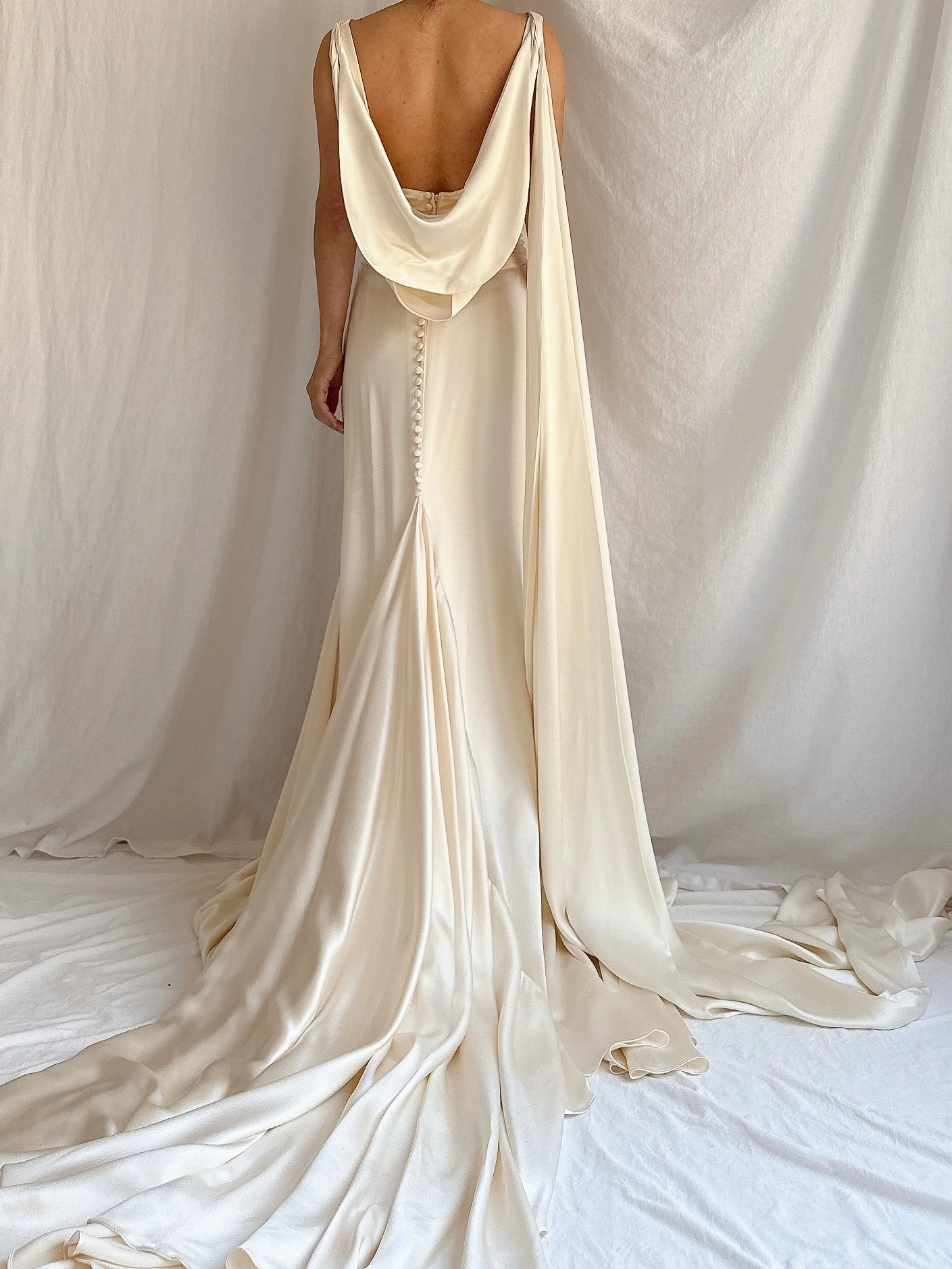 Vintage Romona Keveza Silk Charmeuse Gown - M/8