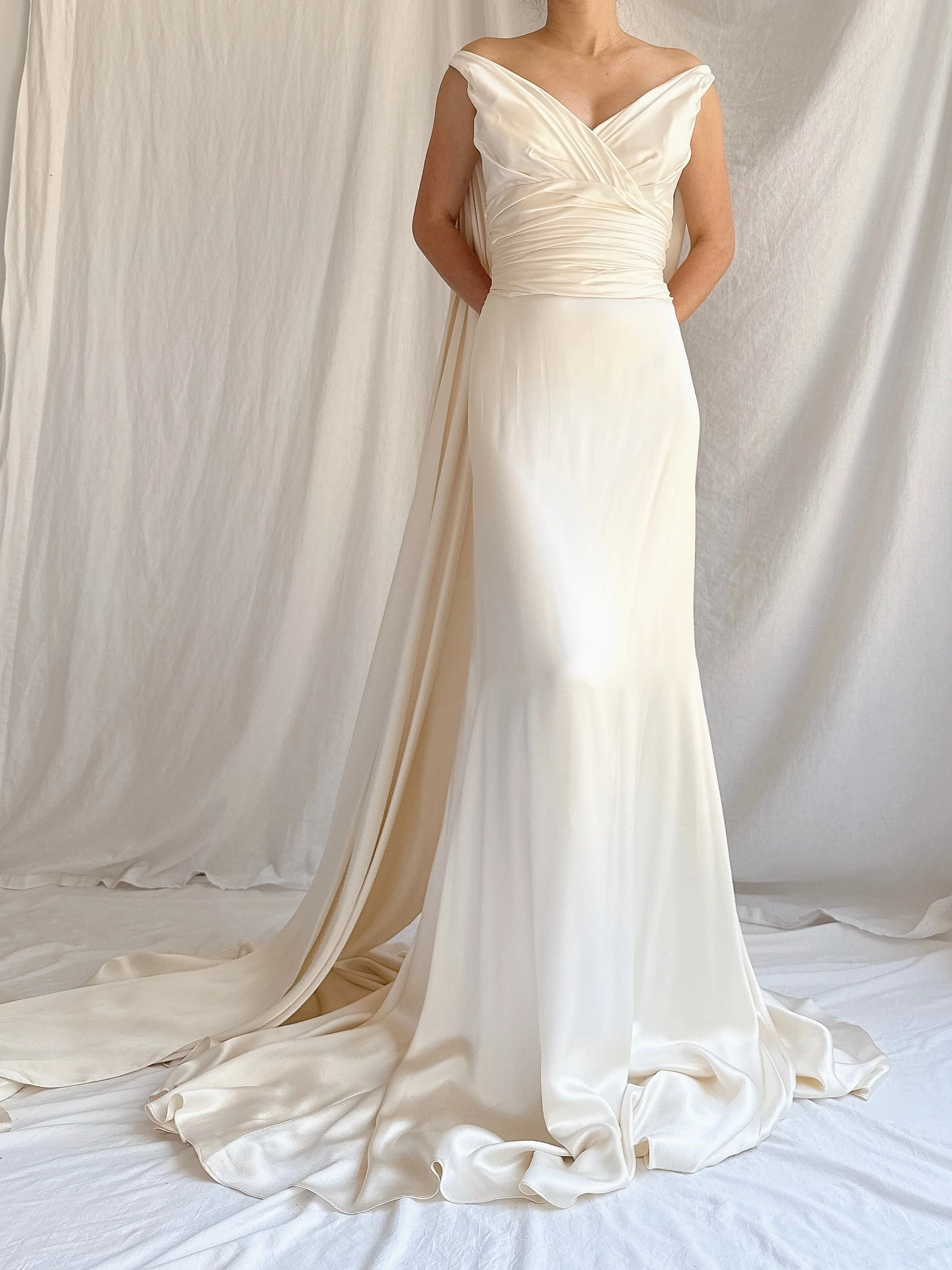 Vintage Romona Keveza Silk Charmeuse Gown - M/8