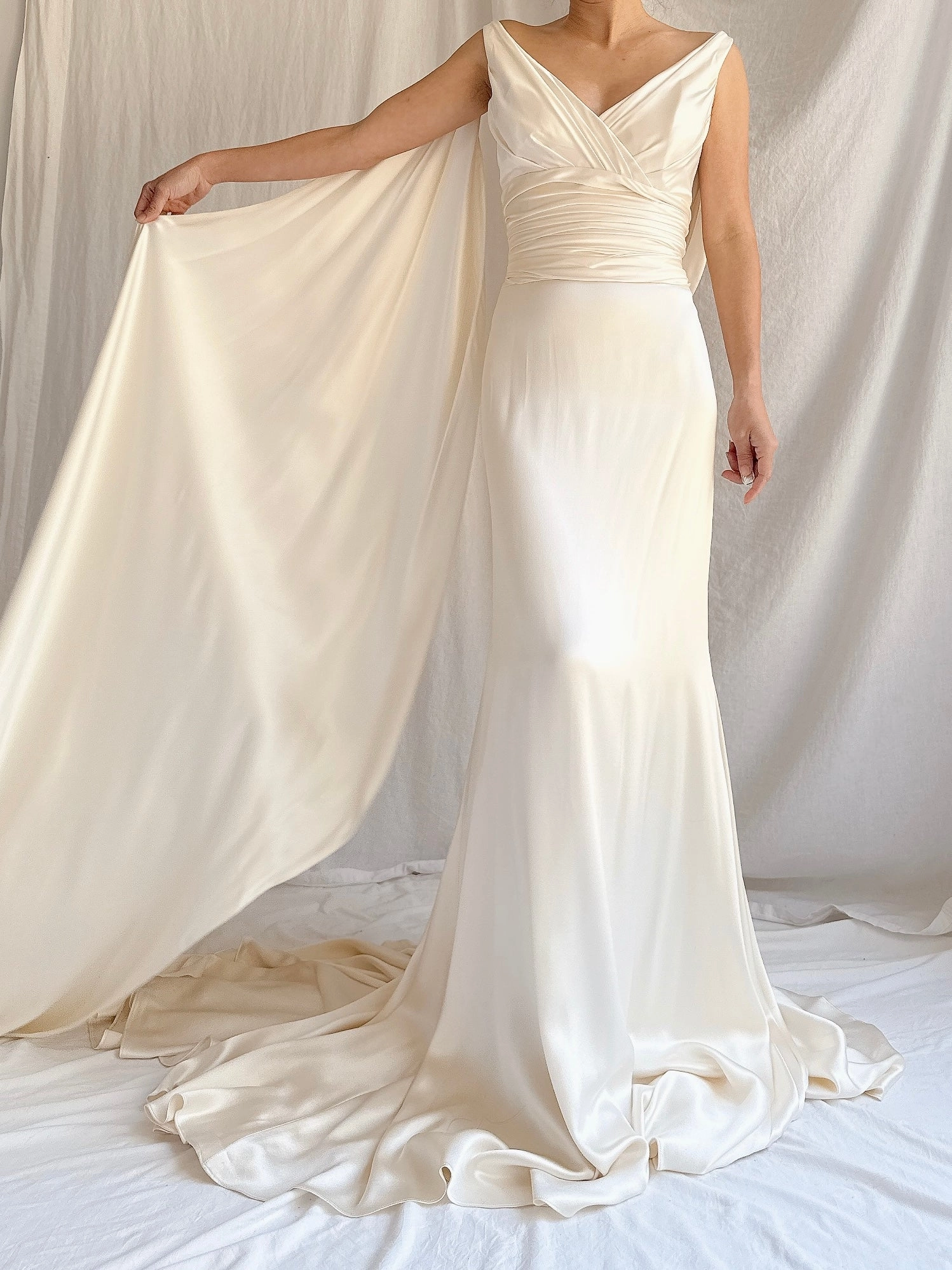 Vintage Romona Keveza Silk Charmeuse Gown - M/8