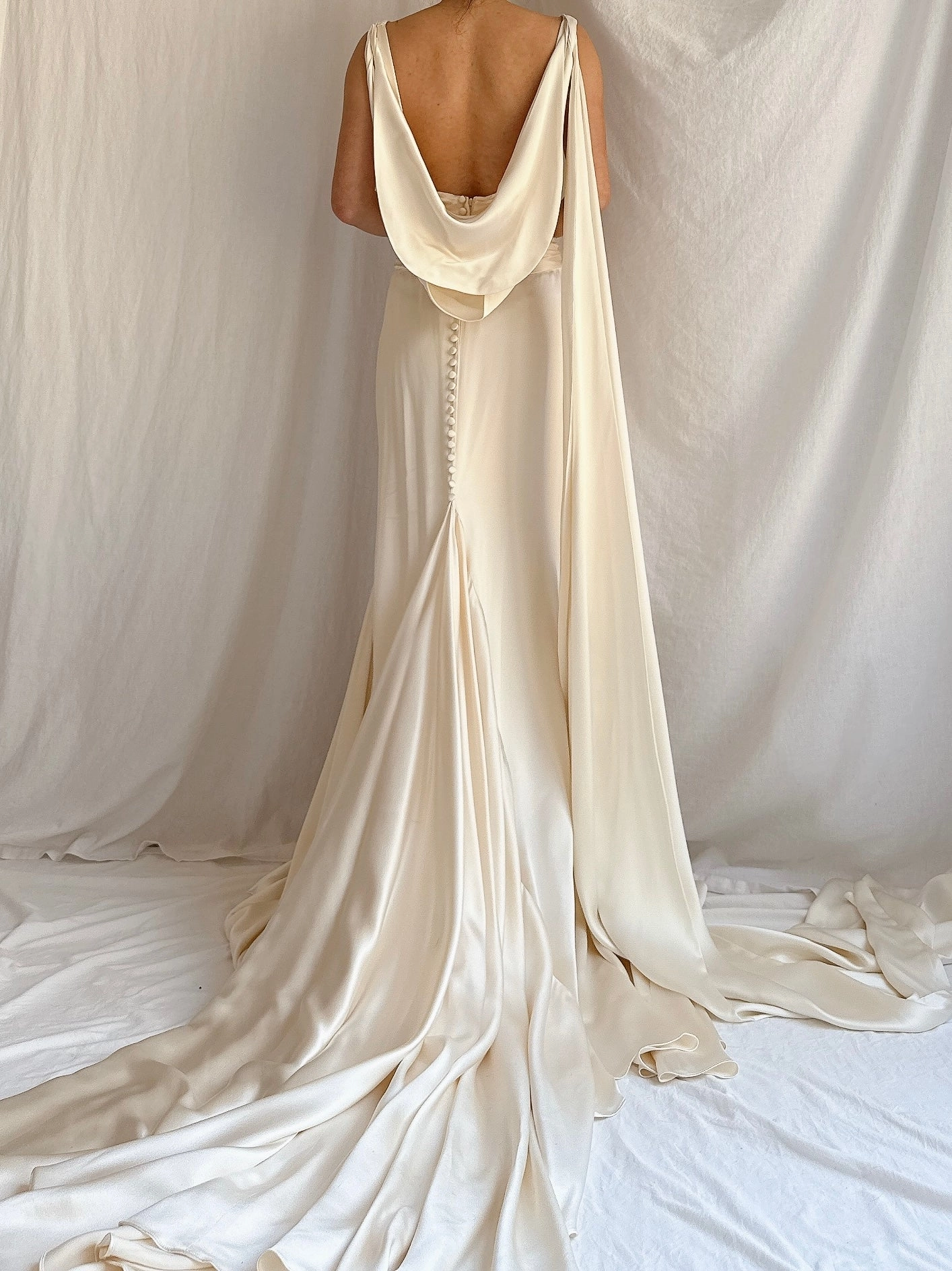 Vintage Romona Keveza Silk Charmeuse Gown - M/8